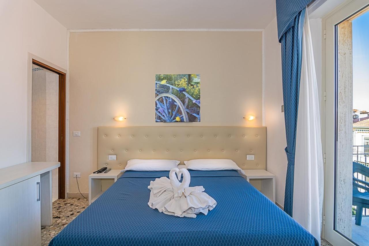 Hotel Caribe เวียเรจโจ ภายนอก รูปภาพ