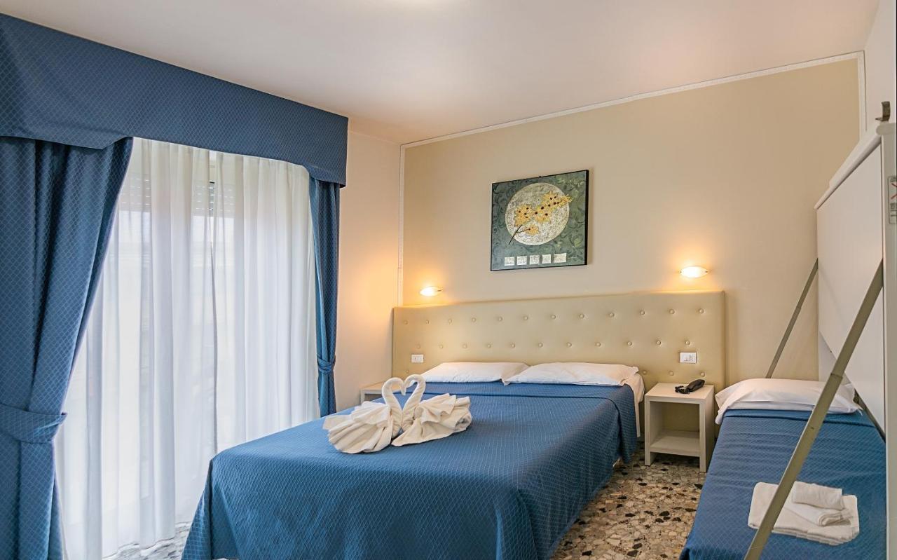 Hotel Caribe เวียเรจโจ ภายนอก รูปภาพ