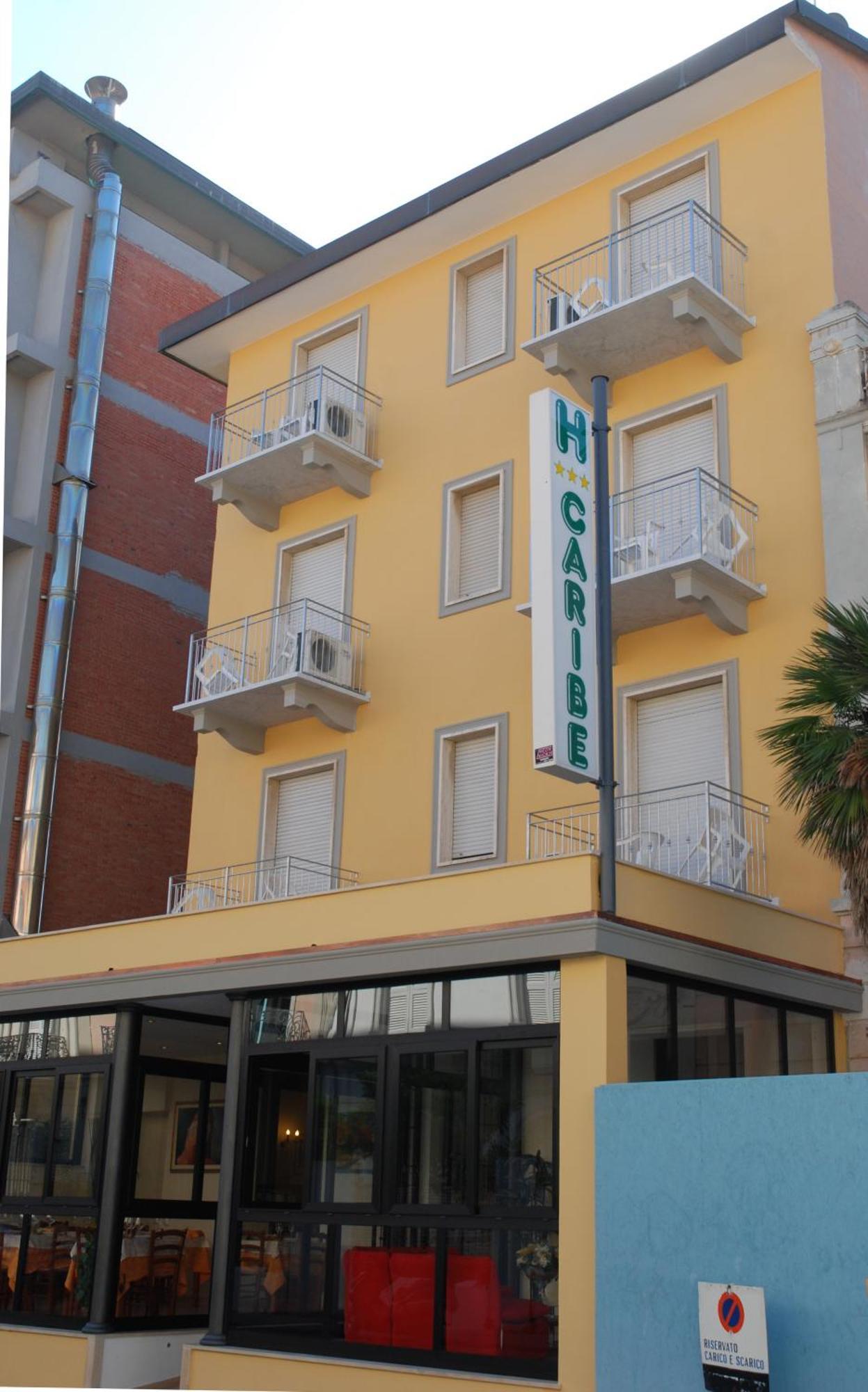 Hotel Caribe เวียเรจโจ ภายนอก รูปภาพ