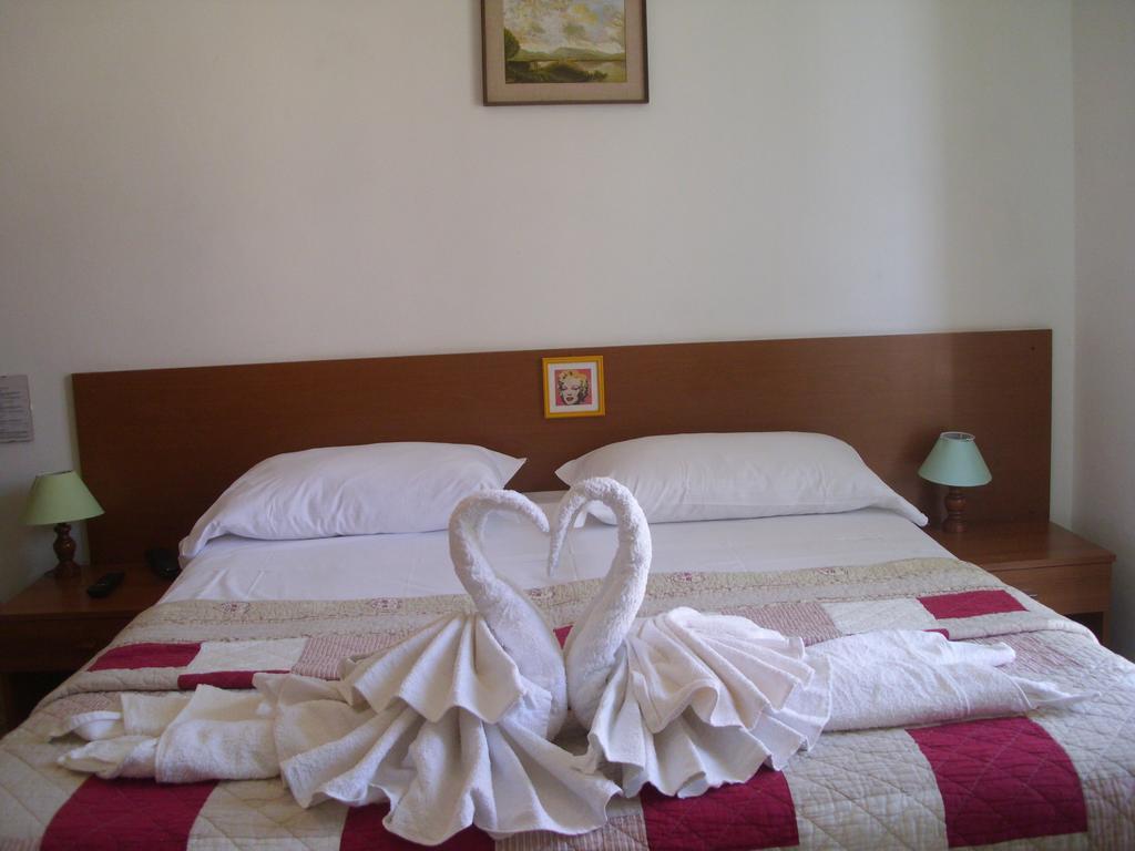 Hotel Caribe เวียเรจโจ ภายนอก รูปภาพ
