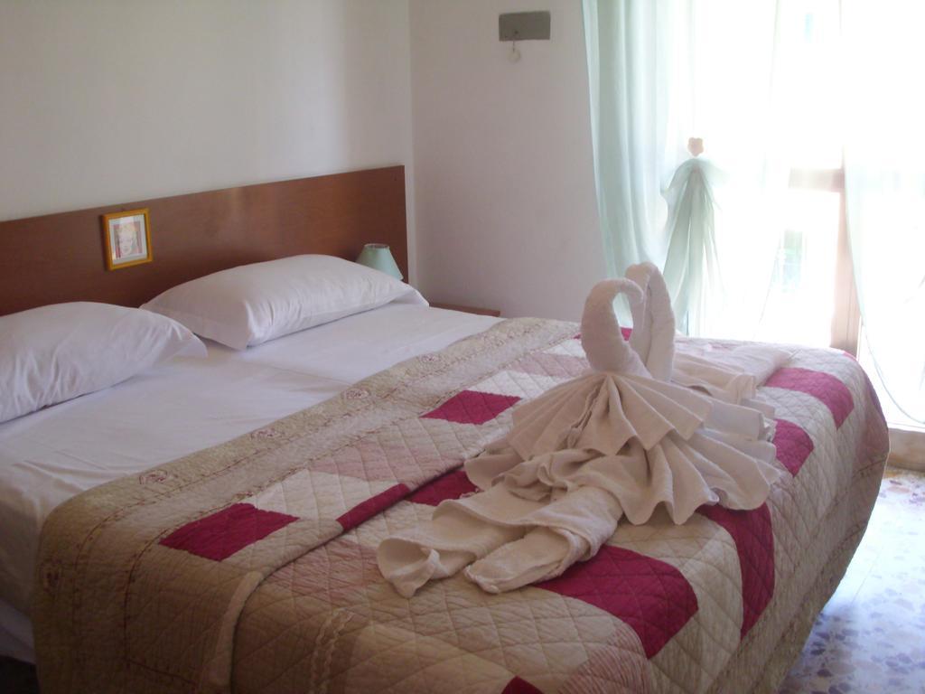 Hotel Caribe เวียเรจโจ ภายนอก รูปภาพ